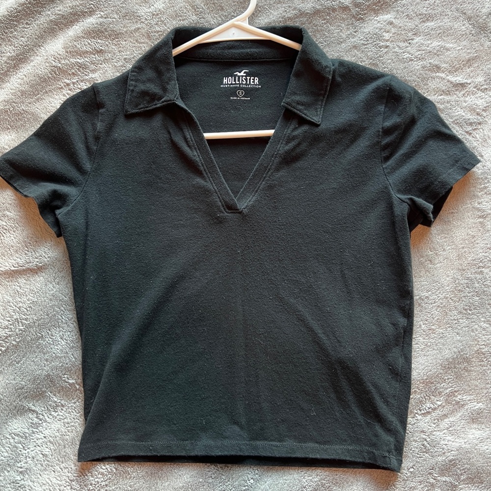 Hollister - Collard Crop Tee